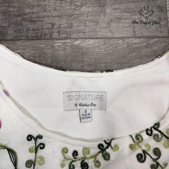 Signature by Robbie Bee Floral Cold Shoulder Sheer Layered Dress Size S - Picture 2 of 5